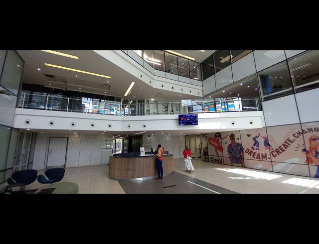 412M² OFFICE TO LET IN BRYANSTON